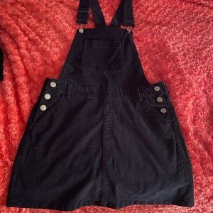 Overall dress